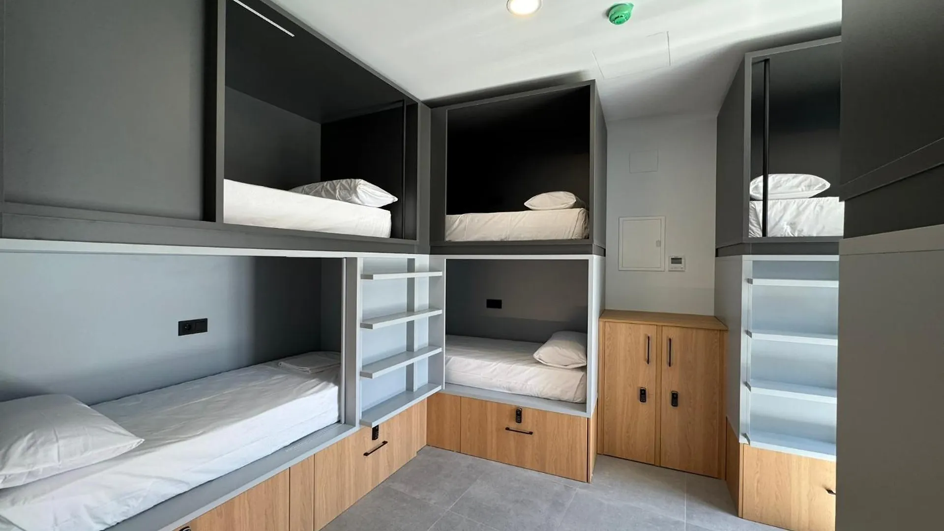 Funker Hostel Малага 0*,  Испания